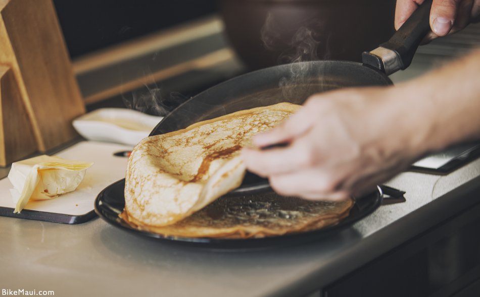 crepe making at La Province